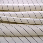 Tissu Tissus pour costumes Blanc en Laine pour Jupe, Pantalon, Robe, Veste.