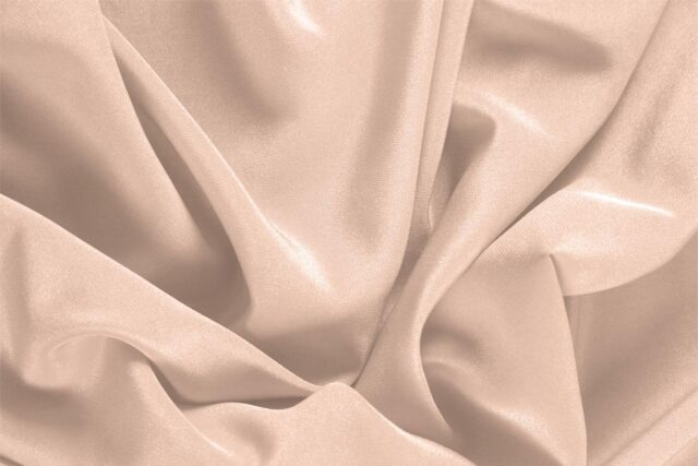 Freesia Pink Silk Crêpe de Chine Plain fabric for Dress, Shirt, Underwear.